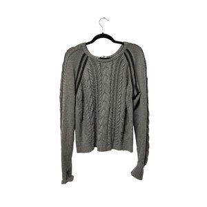 Athleta gray cable knit sweater Women’s size large 1342